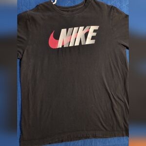 Men's Nike Tshirt